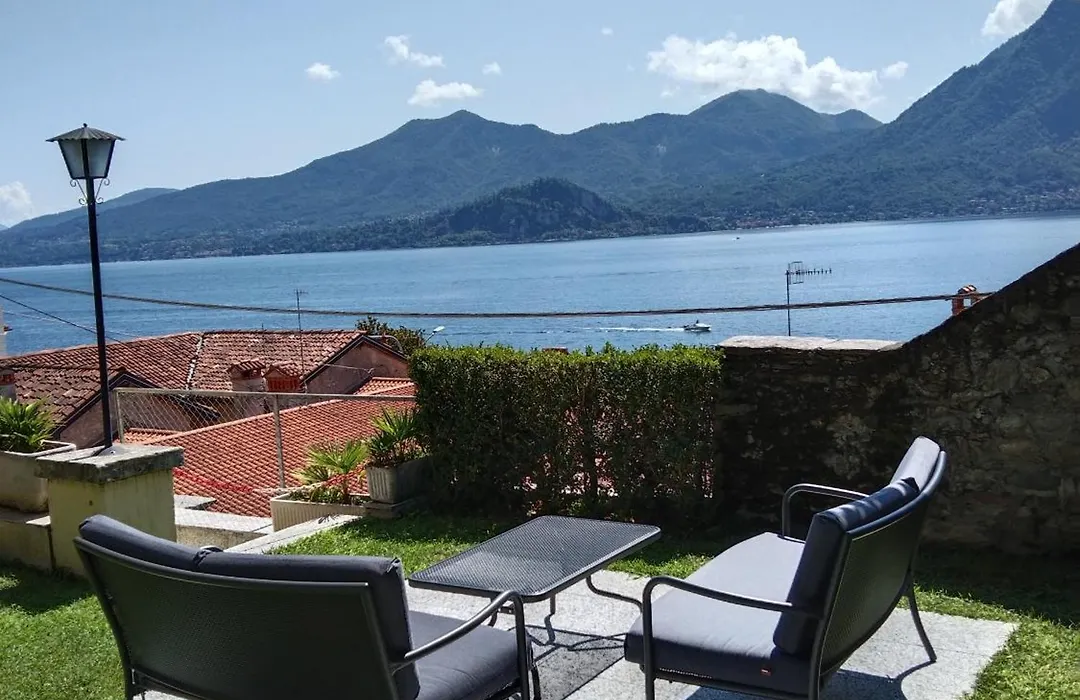 Bed And Breakfast Villa Arancio Ghiffa-1
