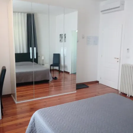 Bed And Breakfast Villa Arancio Ghiffa-2